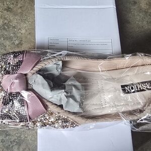 Sequin Embellished Flats with Bow Accent. Womens Sz 9-9 1/2 NIB